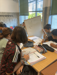 las matematicas se visten de blanco header